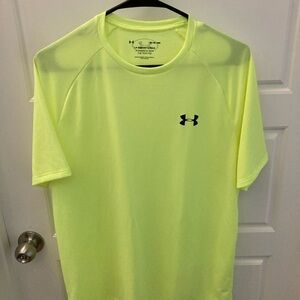 Men’s Under Armour tee shirt Tech Tee Medium